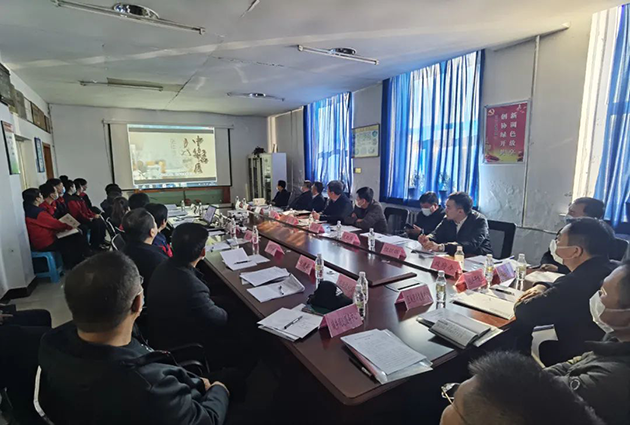 孙东深入乐投app官方在线入口制药有限责任公司主持召开现场